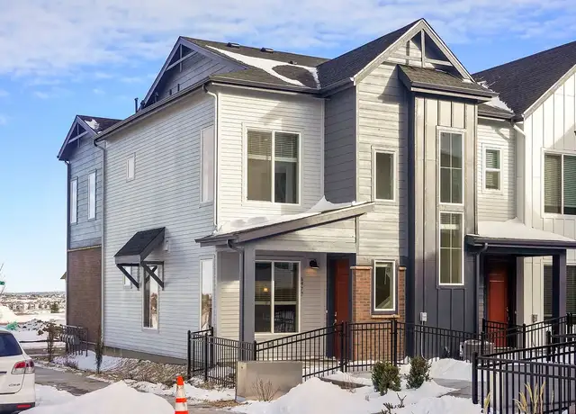 Photo of 6977 Huddersfield Ln, Castle Pines, CO 80108