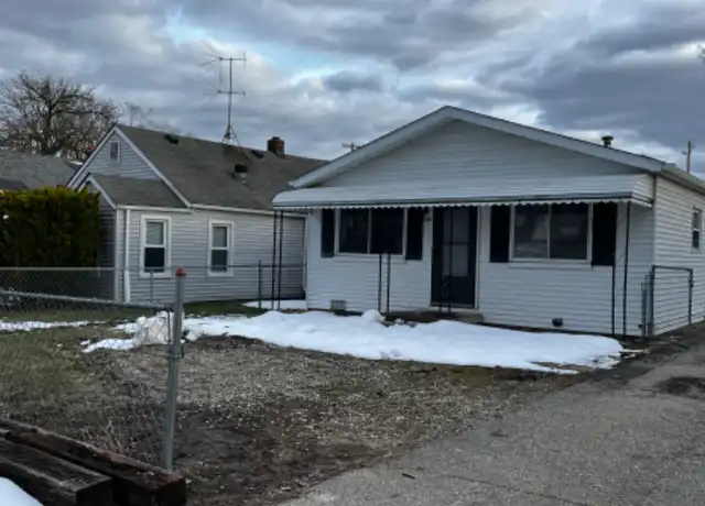 Property at 1326 Davis St, Ypsilanti, MI, 48198, 3 beds, 1 bath, [object Object]