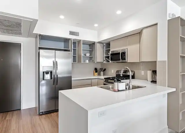 Property at Ecco Lexington - 5639 Lexington Ave, Los Angeles, CA, 90038, 3 beds, 3 baths, [object Object]