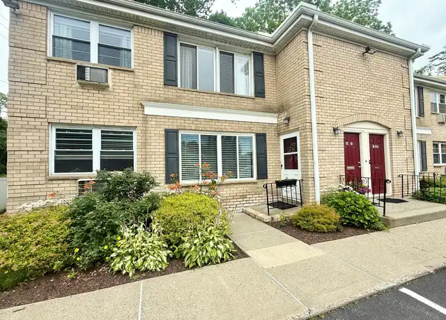Property at 250 Beechwood Ave Unit 9A, Poughkeepsie, NY, 12601, 2 beds, 1 bath, [object Object]