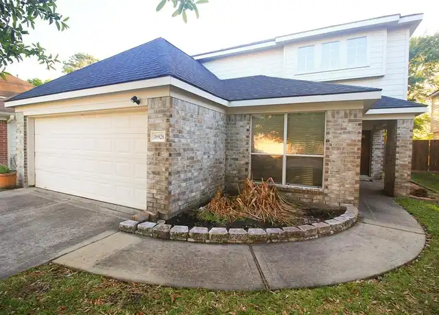 Property at 16928 Scenic Knl, Conroe, TX, 77385, 4 beds, 2.5 baths, [object Object]
