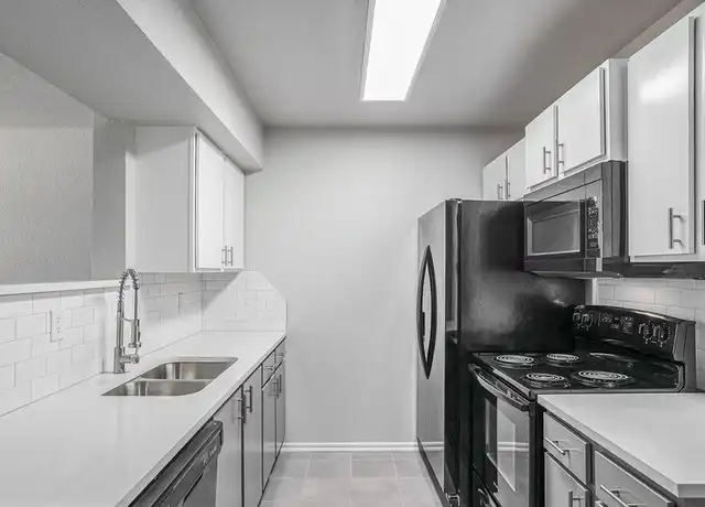 Property at Legacy Trail - 2501 Pendleton Dr, Norman, OK, 73072, 2-3 beds, 1-2 bath, [object Object]