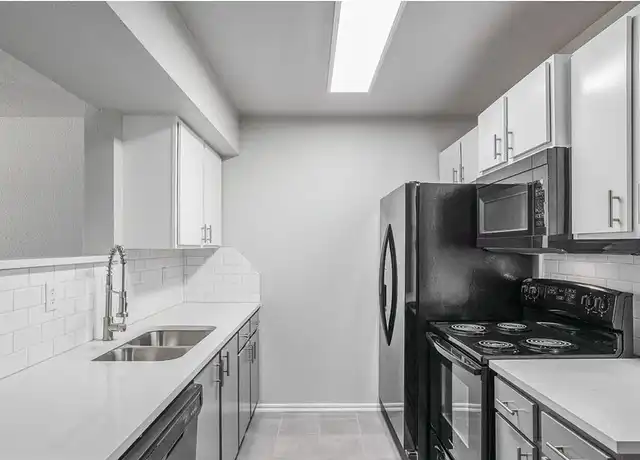 Property at Legacy Trail - 2501 Pendleton Dr, Norman, OK, 73072, 2 beds, 1 bath, [object Object]