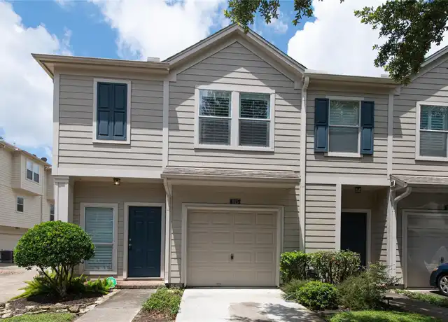 Property at 915 W Heights Hollow Ln, Houston, TX, 77007, 2 beds, 2 baths, [object Object]