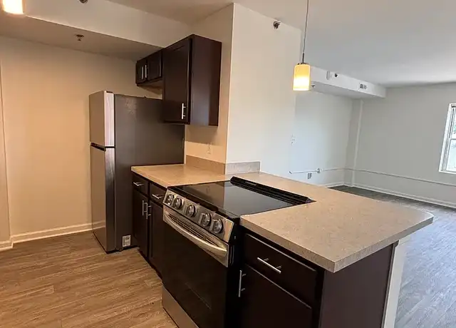 Property at The Historic Ellison - 300 W Armour Blvd, Kansas City, MO, 64111, 1 bed, 1 bath, [object Object]
