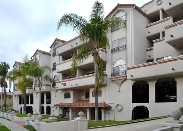 Property at Westchester House, LLC - 7111 Ramsgate Ave, Los Angeles, CA, 90045, 2 beds, 2 baths, [object Object]