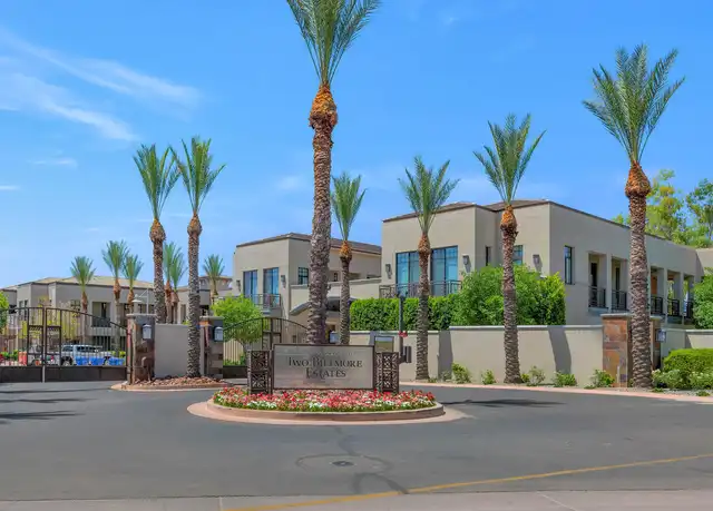 Property at 2 Biltmore Estates Dr Unit 101, Phoenix, AZ, 85016, 3 beds, 3.5 baths, [object Object]