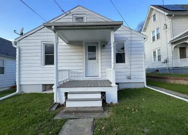 Property at 33 Spruce St, Hellertown, PA, 18055, 2 beds, 2 baths, [object Object]