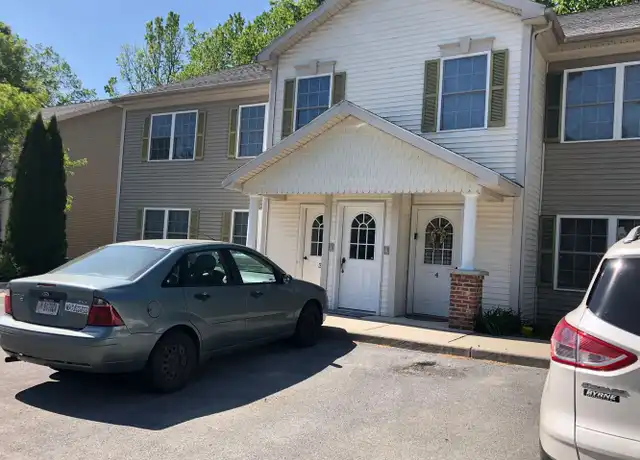 Property at 42-52 Fairview Street Ext Unit 46-8, South Glens Falls, NY, 12803, 2 beds, 1 bath, [object Object]