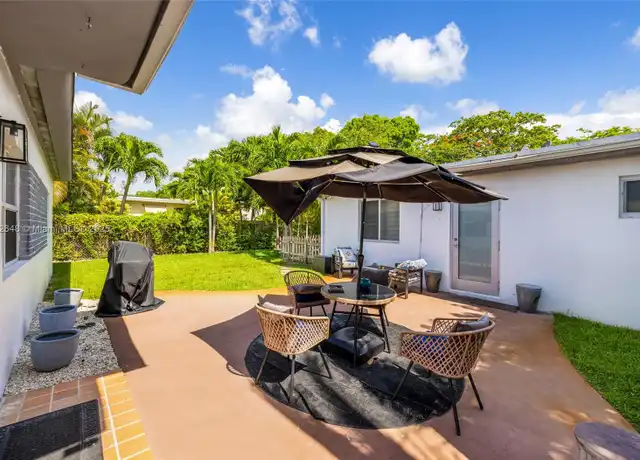 Property at 910 NE 81st St Unit R, Miami, FL, 33138, 1 bed, 1 bath, [object Object]