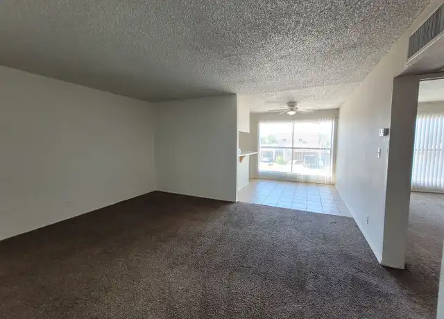 Property at 2621 S Virginia Dr Unit 207, Yuma, AZ, 85364, 1 bed, 1 bath, [object Object]