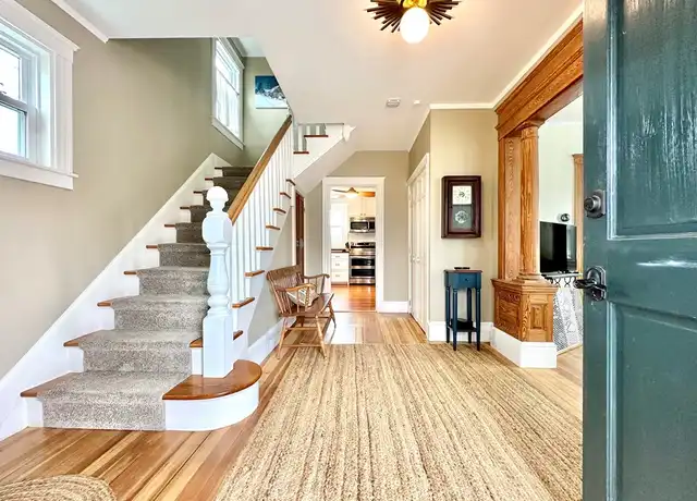 Property at 115 Bliss Rd, Newport, RI, 02840, 4 beds, 3 baths, [object Object]