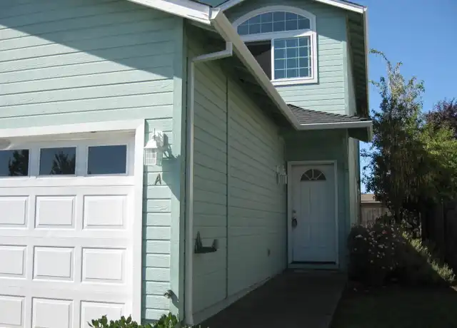Property at 1531 Hondeleau Ln Unit A, Medford, OR, 97504, 2 beds, 1.5 baths, [object Object]