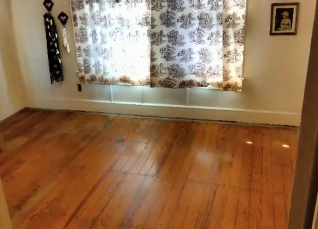 Property at 511 S Water Ave Unit 6, Sonora, TX, 76950, 2 beds, 1 bath, [object Object]