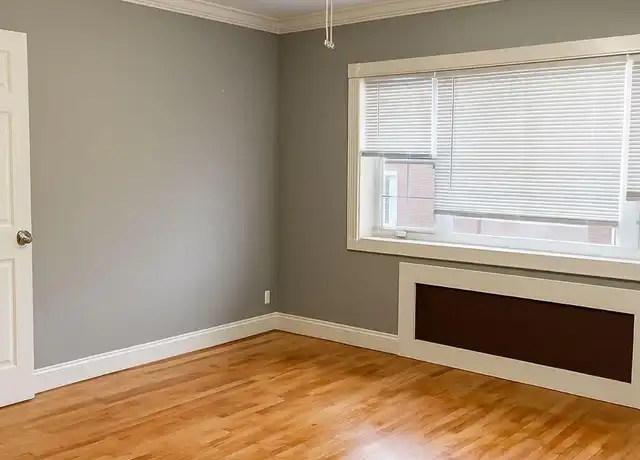 Property at 54 Ellington St Unit 2L, East Orange, NJ, 07017, 2 beds, 1 bath, [object Object]