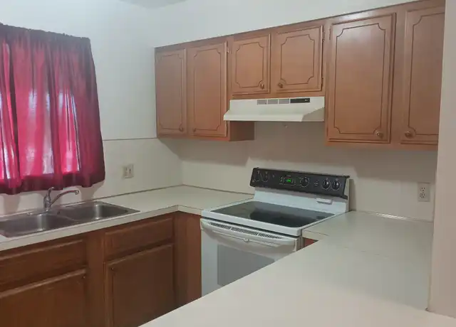 Property at 9309 Indian School Rd NE Unit 17, Albuquerque, NM, 87112, 2 beds, 1 bath, [object Object]