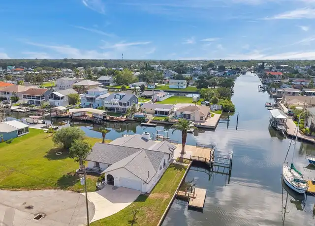 Property at 13836 Darlene Ave, Hudson, FL, 34667, 3 beds, 2 baths, [object Object]