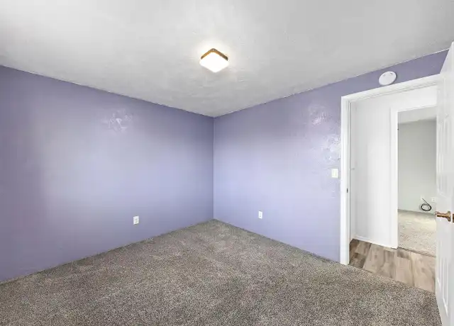 Property at 2760 Terrmont St, White City, OR, 97503, 3 beds, 2 baths, [object Object]