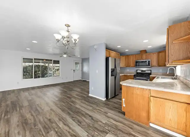 Property at 2760 Terrmont St, White City, OR, 97503, 3 beds, 2 baths, [object Object]