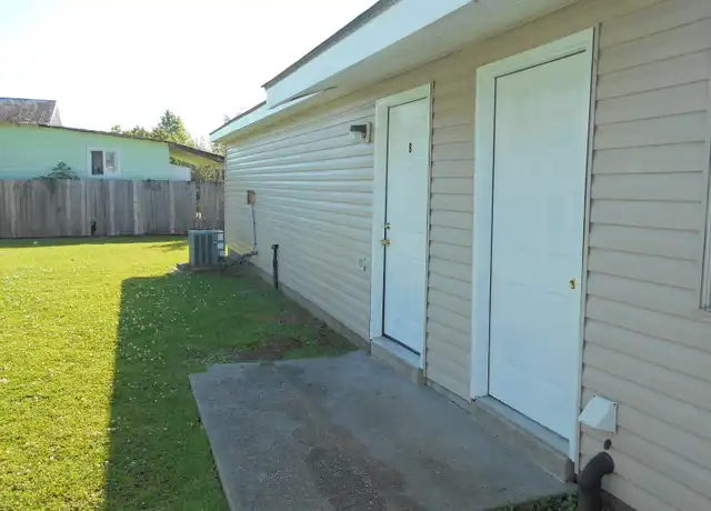 Property at 2715 Huey P Long Ave Unit A, Gretna, LA, 70053, 3 beds, 1 bath, [object Object]