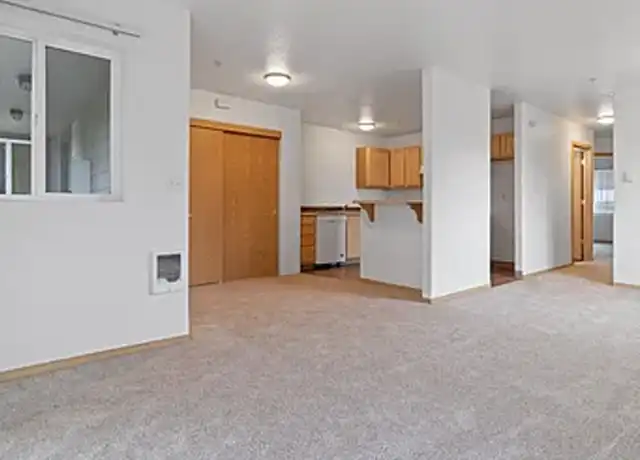 Property at 11940 SE Ash St Unit 301, Portland, OR, 97216, 2 beds, 1 bath, [object Object]