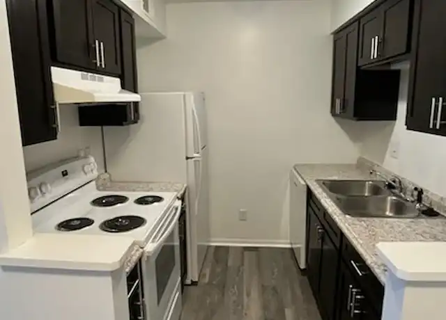 Property at Center Street - 416 N Center St, Plainfield, IN, 46168, 2 beds, 1 bath, [object Object]