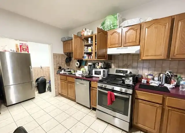Property at 22 Humphreys St, Dorchester, MA, 02125, 3 beds, 1 bath, [object Object]