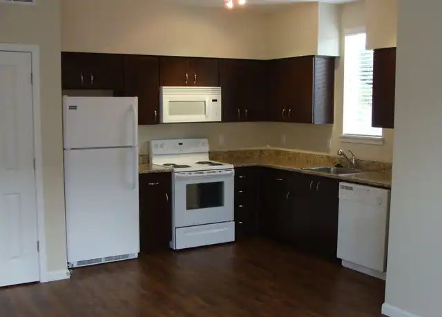 Property at Cathedral Park - 6855 N Burlington Ave, Portland, OR, 97203, 2 beds, 2 baths, [object Object]