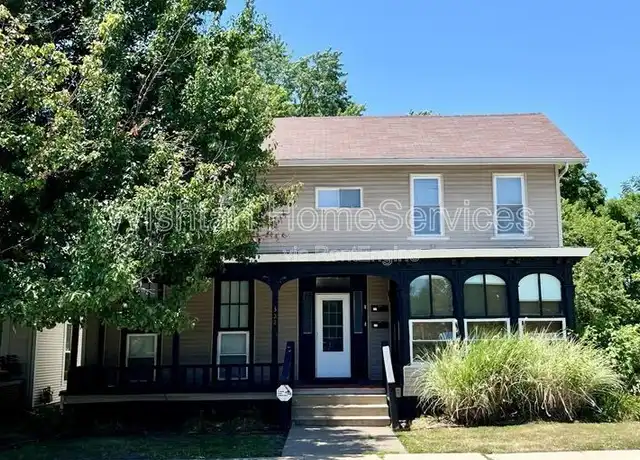 Property at 322 S Madison St Unit 1, Macomb, IL, 61455, 2 beds, 1 bath, [object Object]