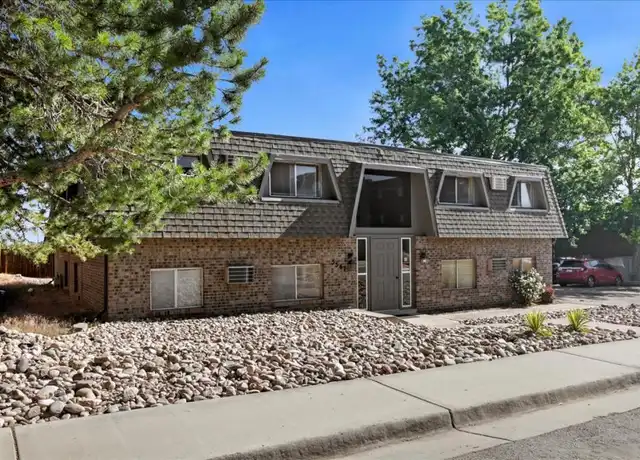 Property at 5567 S Sherman Cir, Littleton, CO, 80121, 1 bed, 1 bath, [object Object]