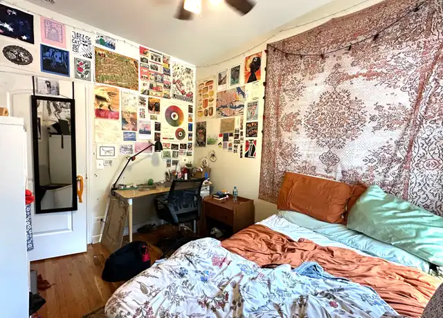 Property at 1040 W School St Unit 1F, Chicago, IL, 60657, 4 beds, 2 baths, [object Object]
