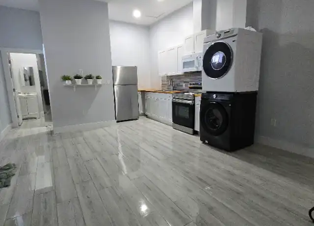 Property at 5433 SW 19th St Unit B, West Park, FL, 33023, 1 bed, 1 bath, [object Object]