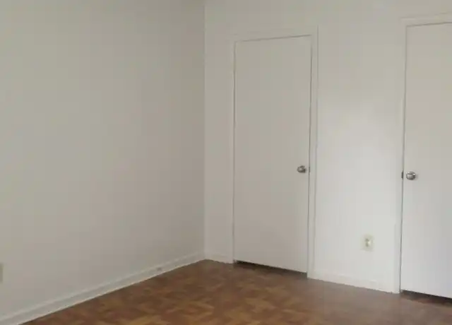 Property at 316 Pine Valley Rd, Jacksonville, NC, 28546, 2 beds, 1 bath, [object Object]