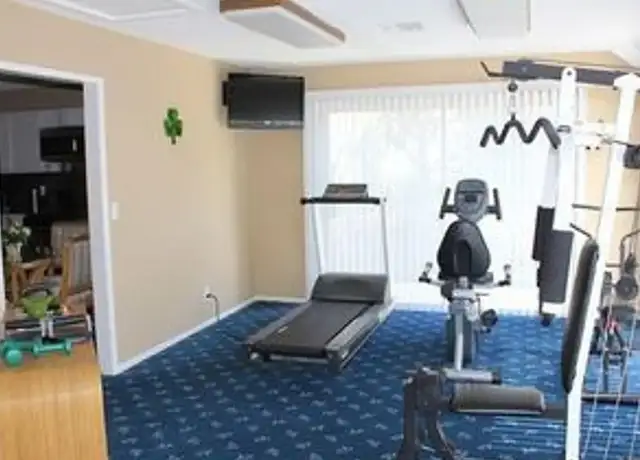Photo of 910 N Harbor Blvd, La Habra, CA 90631