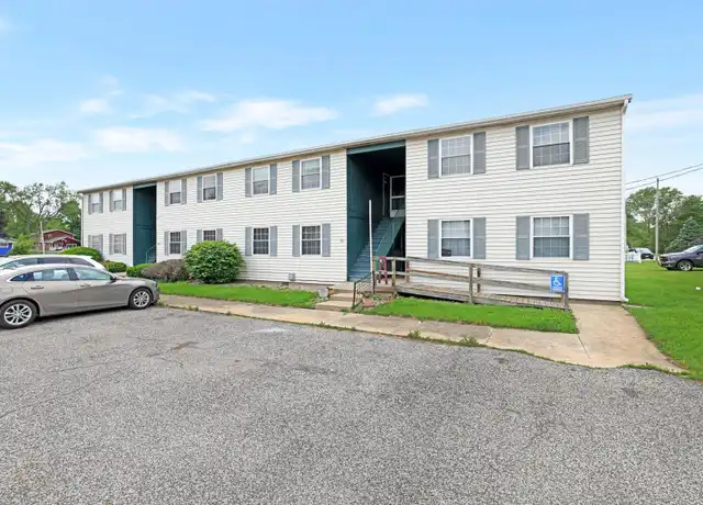Property at 707 E Barker St Unit 707 C, Tuscola, IL, 61953, 2 beds, 1 bath, [object Object]