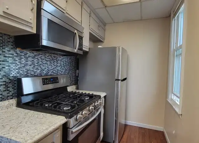 Property at 179 Hart St Unit 1, New Britain, CT, 06052, 2 beds, 1 bath, [object Object]