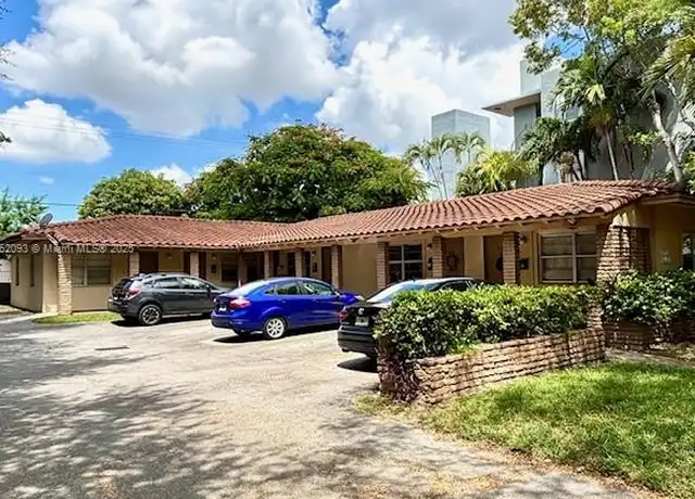Property at 828 Salzedo St Unit 828, Coral Gables, FL, 33134, 1 bed, 1 bath, [object Object]