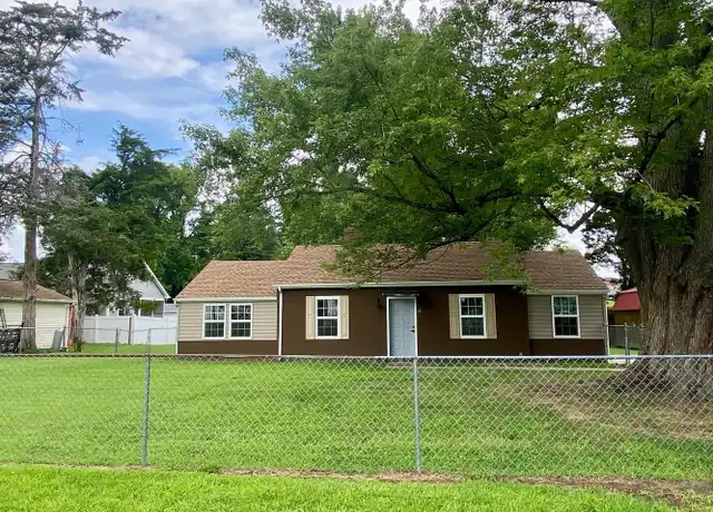 Property at 40 Monroe Dr, Colonial Beach, VA, 22443, 2 beds, 1 bath, [object Object]