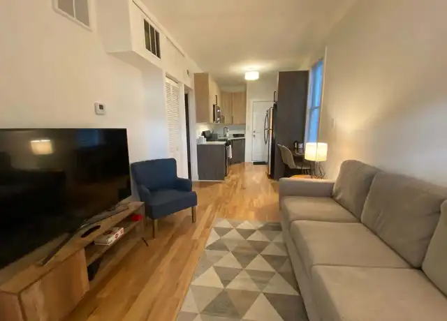 Property at 1851 W Dickens Ave Unit 2R, Chicago, IL, 60614, 2 beds, 1 bath, [object Object]