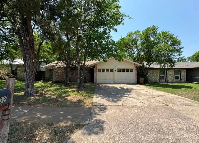 Property at 1107 Spearson Ln, Austin, TX, 78745, 3 beds, 2 baths, [object Object]