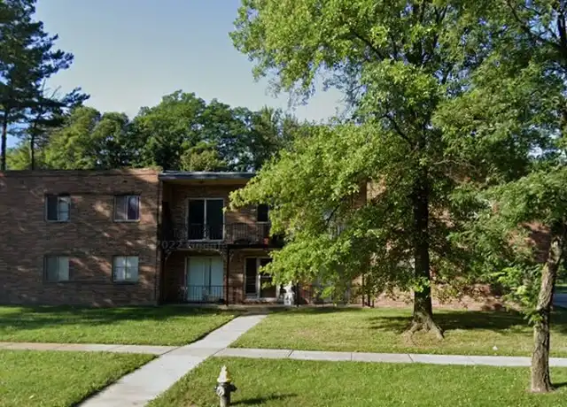 Property at 850 S Green Rd Unit 8, South Euclid, OH, 44121, 2 beds, 1 bath, [object Object]