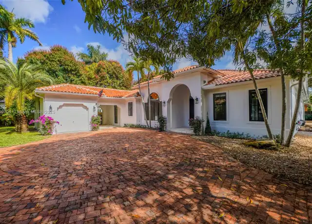 Property at 7935 SW 168th St, Palmetto Bay, FL, 33157, 4 beds, 3 baths, [object Object]