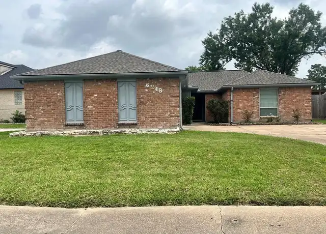 Property at 6218 Woodland Forest Dr, Houston, TX, 77088, 4 beds, 2 baths, [object Object]