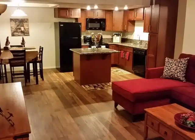 Property at Desert Lakes Apartments - 8245 N 27th Ave, Phoenix, AZ, 85051, 1-2 bed, 1-2 bath, [object Object]