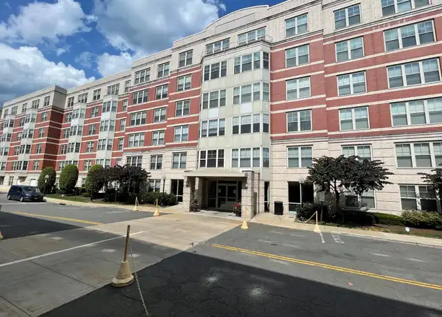 Property at 300 Mamaroneck Ave #716, White Plains, NY, 10605, 1 bed, 1 bath, [object Object]
