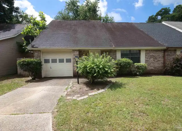 Property at 7061 Heather Oaks Dr, Pensacola, FL, 32506, 2 beds, 2 baths, [object Object]