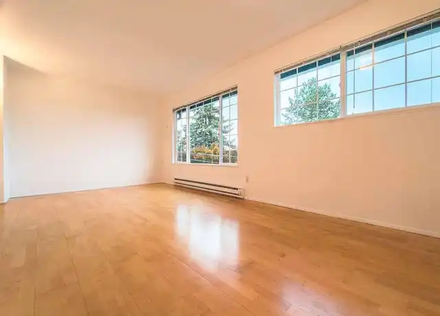 Property at 5311 S Corbett Ave Unit 6, Portland, OR, 97239, 1 bed, 1 bath, [object Object]
