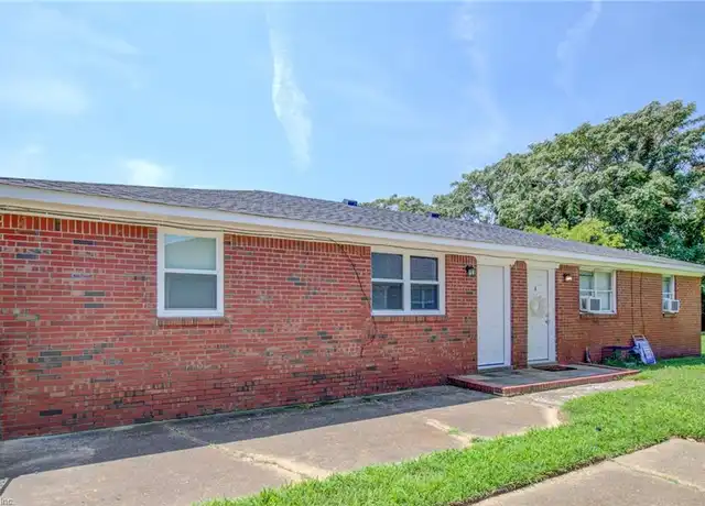 Property at 7923 Thompson Rd Unit B, Norfolk, VA, 23518, 4 beds, 1.5 baths, [object Object]