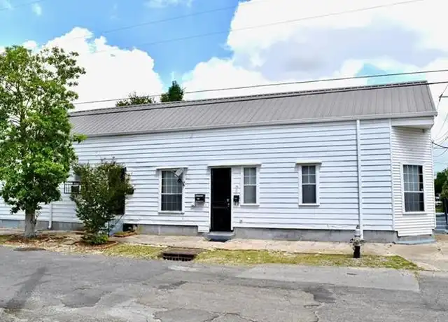 Property at 2200 Valence St, New Orleans, LA, 70115, 2 beds, 2 baths, [object Object]