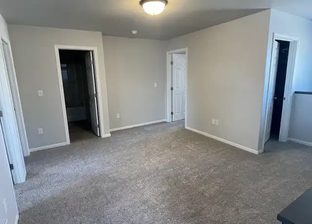 Property at 3686 Chinook Dr S, Fargo, ND, 58104, 3 beds, 2.5 baths, [object Object]